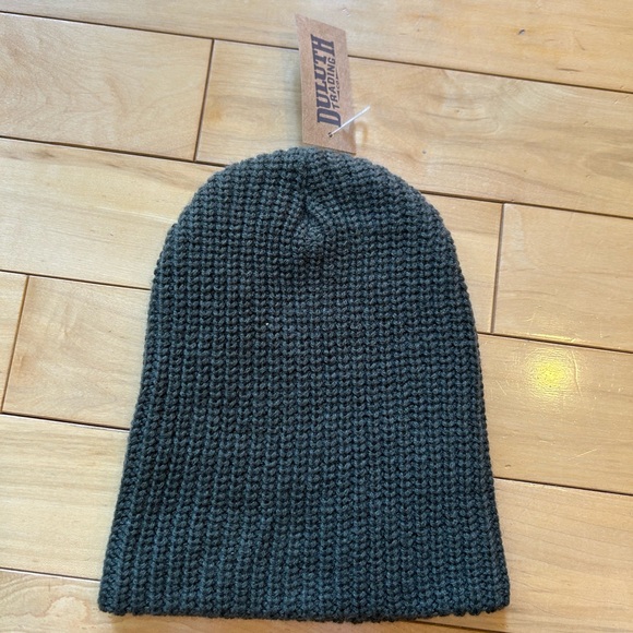 NWT Duluth beanie (OS) - Picture 3 of 5